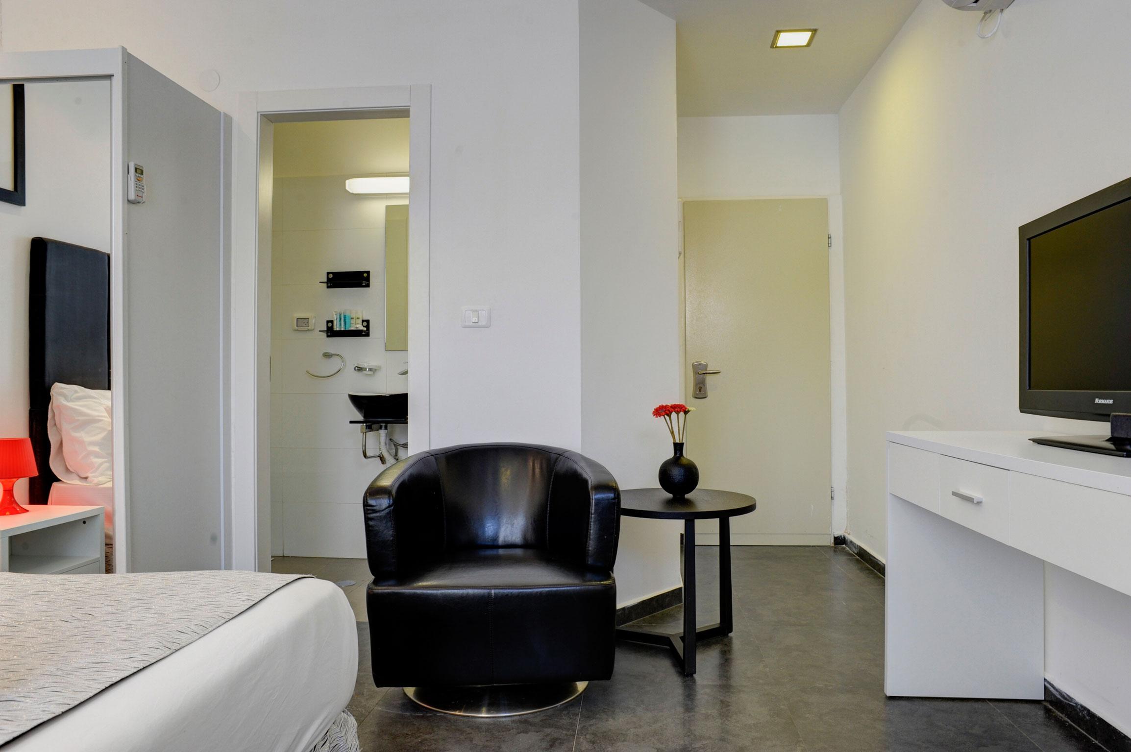 Geula Suites By Raphael Hotels テル・アビブ エクステリア 写真