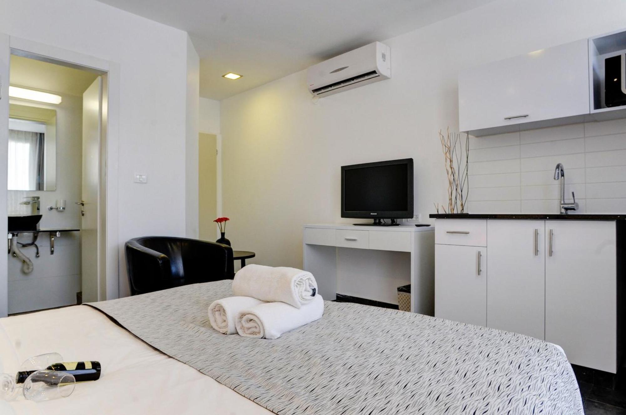 Geula Suites By Raphael Hotels テル・アビブ 部屋 写真